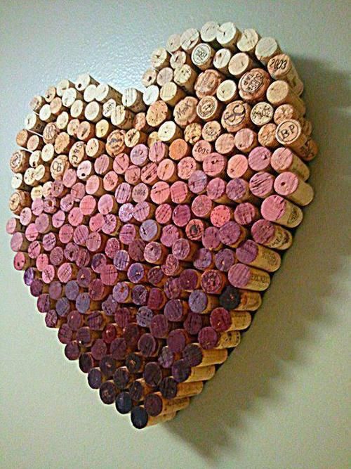 Corazon con corchos | Venta de vinos antiguos