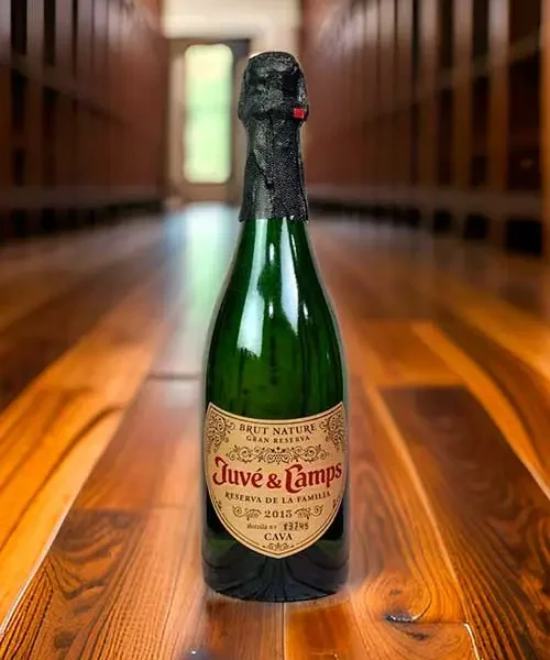 Juve & Camps Gran Reserva De La Familia 2015