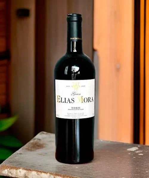 Gran Elías Mora 2001