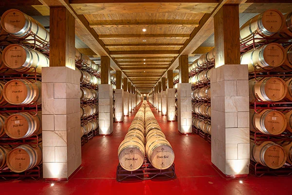 Bodegas Riojanas Galeria de Barricas Avda. Dr. Ricardo Ruiz Azcárraga, 1 Cenicero DOC Rioja Bodegas Riojanas Galeria de Barricas Avda. Dr. Ricardo Ruiz Azcárraga, 1 Cenicero DOC Rioja