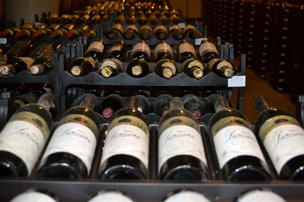 VINOS-103